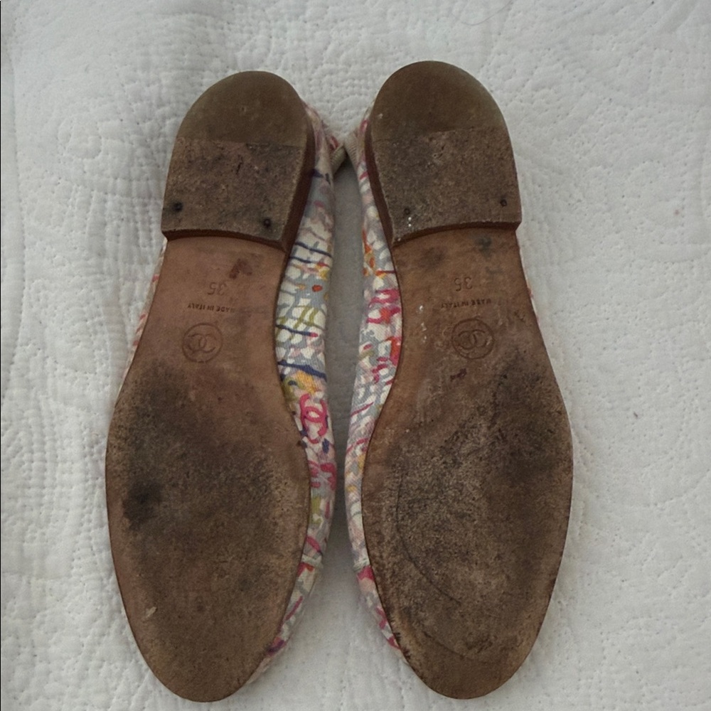 VINTAGE CHANEL Artistic Multicolor Flats - Picture 4 of 5
